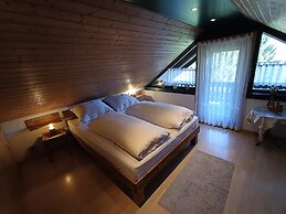 Ferienhaus Am Hermannsberg, Oberschoenau