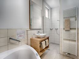 Hubsche Wohnung mit Balkon