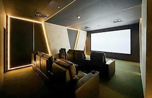 Deansgate Suite - Luxespa - Skyline - Breakfast