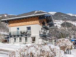 Maximilian Apartmenthaus 2-6 People