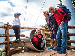 Maximilian Apartmenthaus 2-6 People