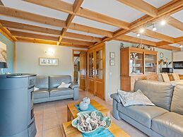 Charming Apartment Near the Beach