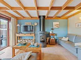 Charming Apartment Near the Beach