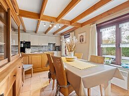 Charming Apartment Near the Beach