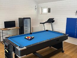 Ferienhaus mit Pool und Sauna am Duemmer See