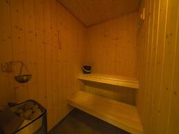 Ferienhaus mit Pool und Sauna am Duemmer See