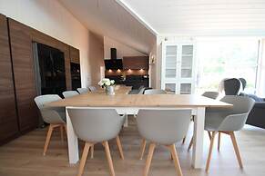 Ferienhaus mit Pool und Sauna am Duemmer See