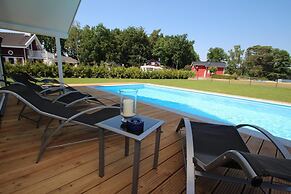 Ferienhaus mit Pool und Sauna am Duemmer See