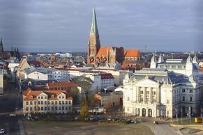 Ferienhaus mit Pool und Sauna am Duemmer See