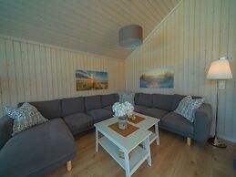 Ferienhaus mit Pool und Sauna am Duemmer See