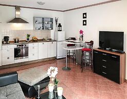 Apartment With Terrace in Sommersdorf
