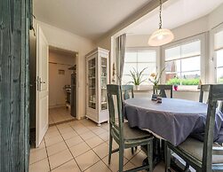 Apartment in Friedrichskoog-spitze With Parking