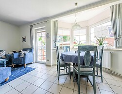 Apartment in Friedrichskoog-spitze With Parking