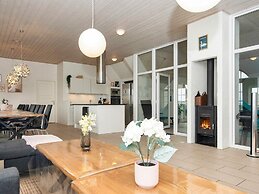 4 Star Holiday Home in Ulfborg