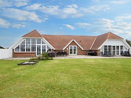 Luxury Pool House by Sea - By Traum Ferienwohnungen