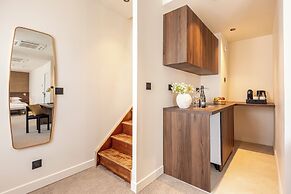 Le Monsieur by Sweett