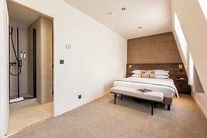 Le Monsieur by Sweett