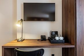 Le Monsieur by Sweett