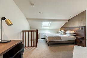 Le Monsieur by Sweett