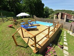 Provence-style House in the Hills of Lucca and the sea With Pool