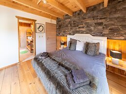 Lush Holiday Home With Bubble Bath and Sauna