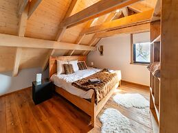 Lush Holiday Home With Bubble Bath and Sauna