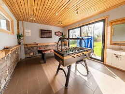 Lush Holiday Home With Bubble Bath and Sauna