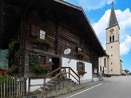 Quiet Apartment With Panoramic Views