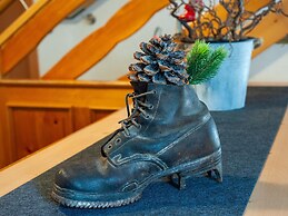 Spacious Apartment Near Centre and ski Area