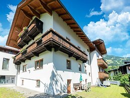 Nice Apartment in Fugen Near Ski-lift