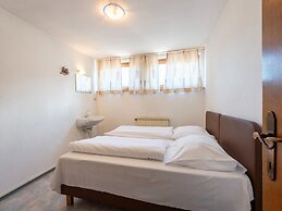 Nice Apartment in Fugen Near Ski-lift