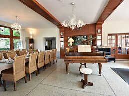 Modern Holiday Home in De Panne With Garden