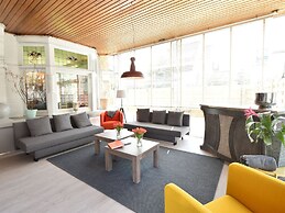 Modern Holiday Home in De Panne With Garden