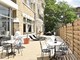 Modern Holiday Home in De Panne With Garden