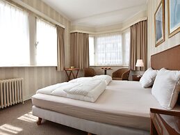 Modern Holiday Home in De Panne With Garden