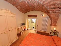 Apartment in the Historic Center of Lucca