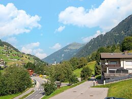 Spacious Apartment Near the Centre and ski Resort