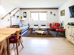 Spacious House In Fugen With Terrace