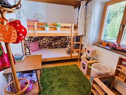 Spacious House In Fugen With Terrace