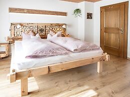 Spacious House In Fugen With Terrace