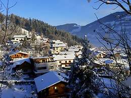 Spacious House In Fugen With Terrace