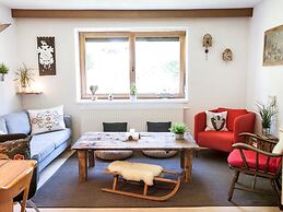 Spacious House In Fugen With Terrace