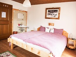 Spacious House In Fugen With Terrace