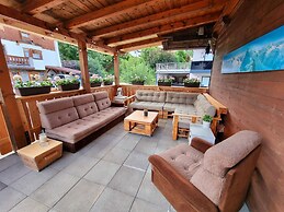 Spacious House In Fugen With Terrace