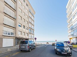 Nevada 101 With top Location Right on the Beach