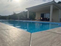 Villa L'esquirol With View and Pool