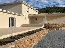 Villa L'esquirol With View and Pool