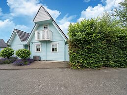 Holiday Home Directly on the Zuidlaardermeer