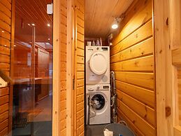 Holiday Home Directly on the Zuidlaardermeer