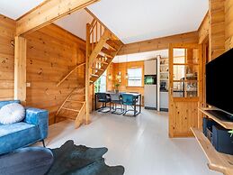 Holiday Home Directly on the Zuidlaardermeer